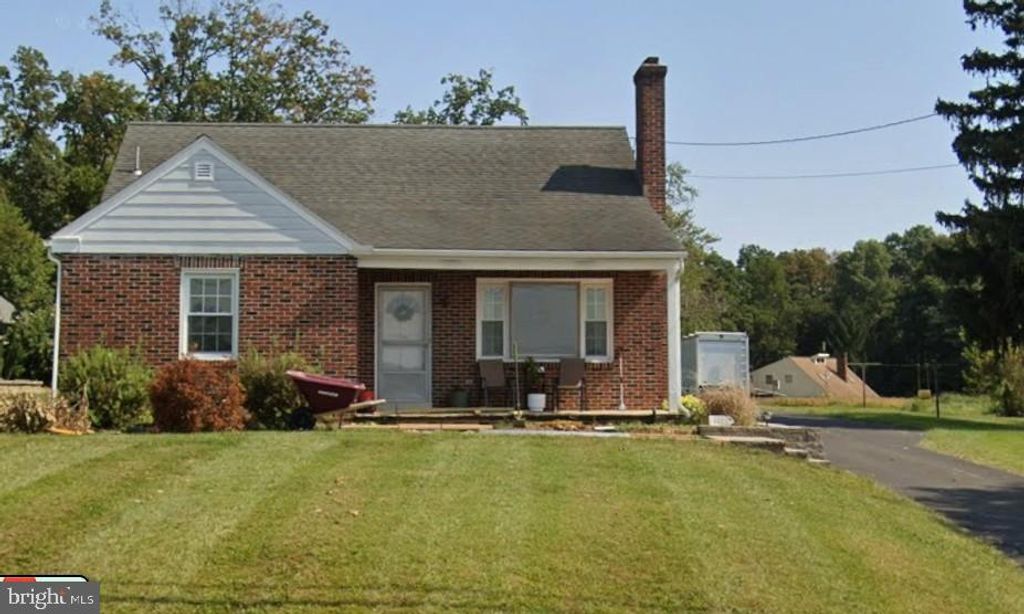 Photo of 1159 Lebanon Road, MANHEIM, PA 17545 (MLS # PALA2082514)