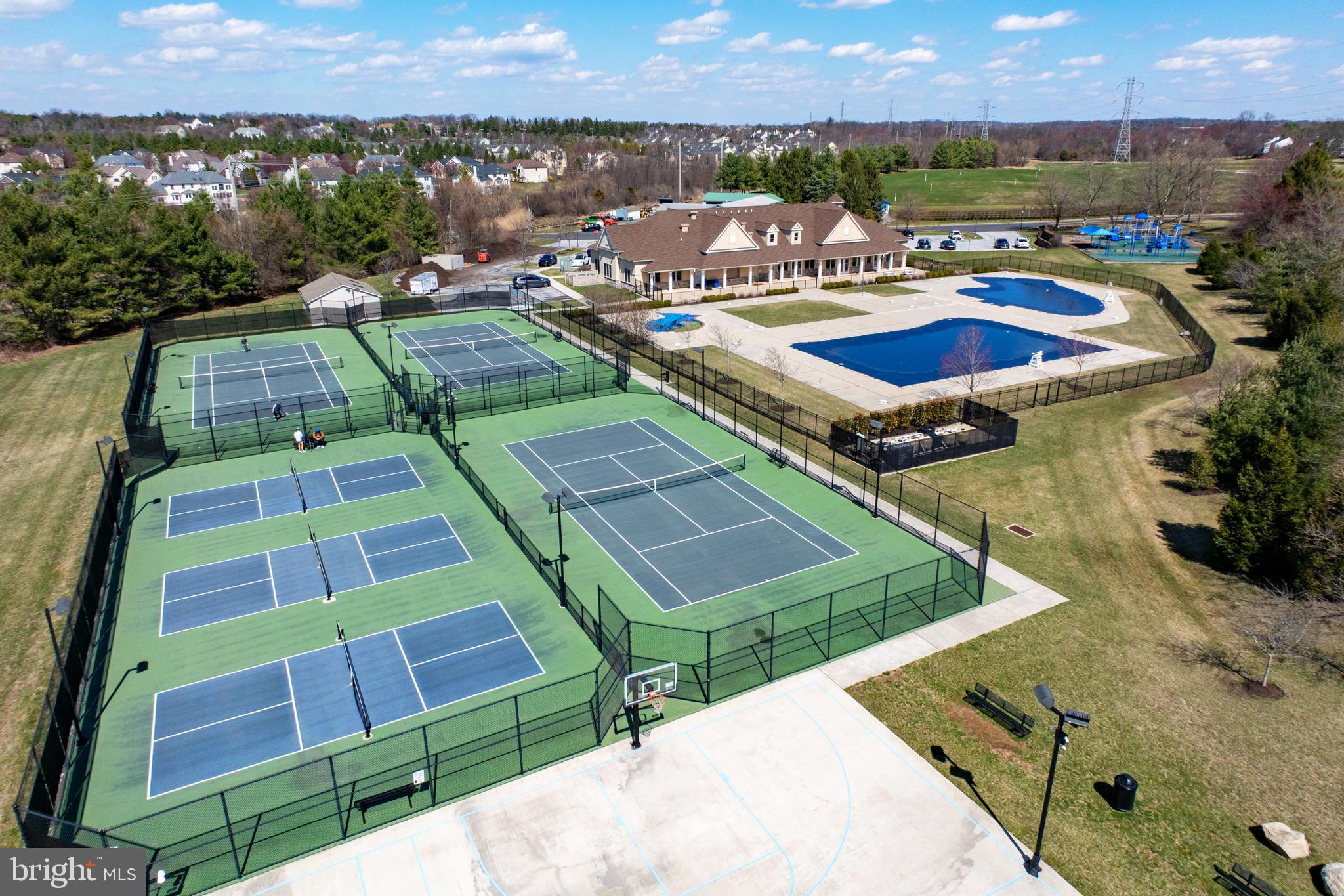 BLUE BELL CC - Residential