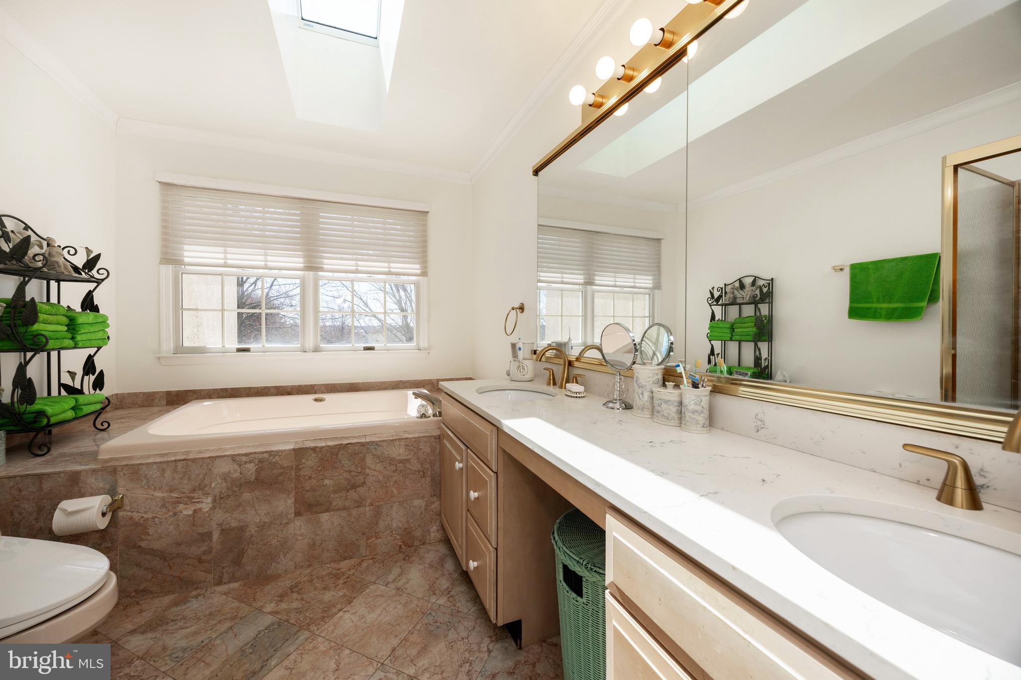 BLUE BELL CC - Residential