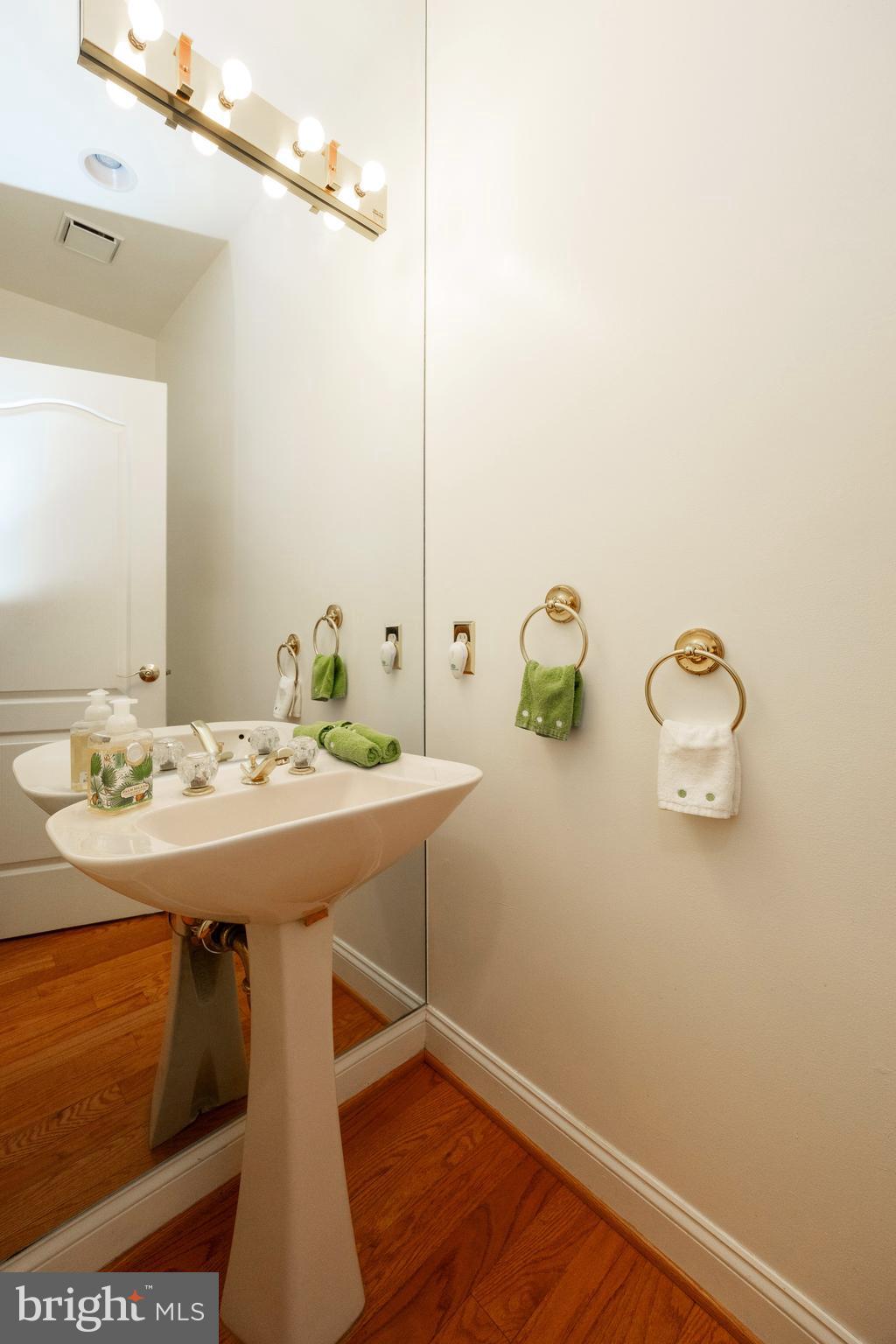 BLUE BELL CC - Residential