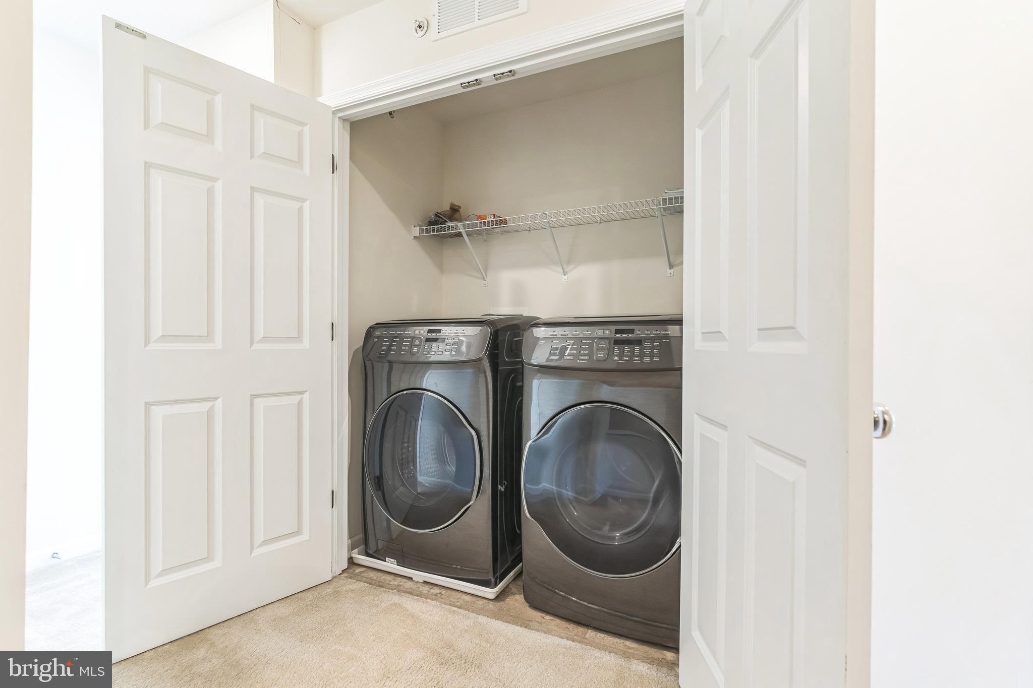 TALL OAKS - Residential