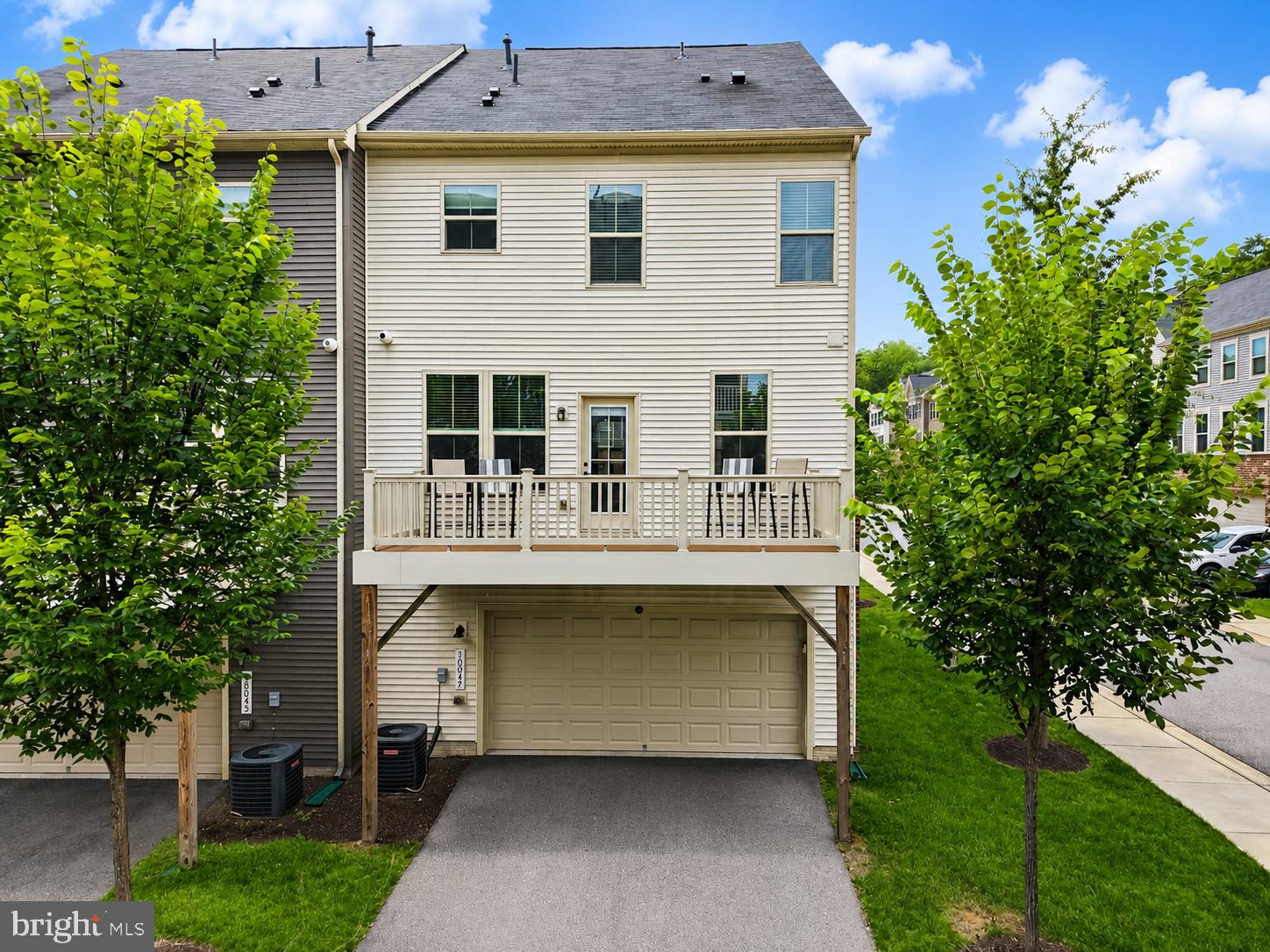 10047 DORSEY LANE