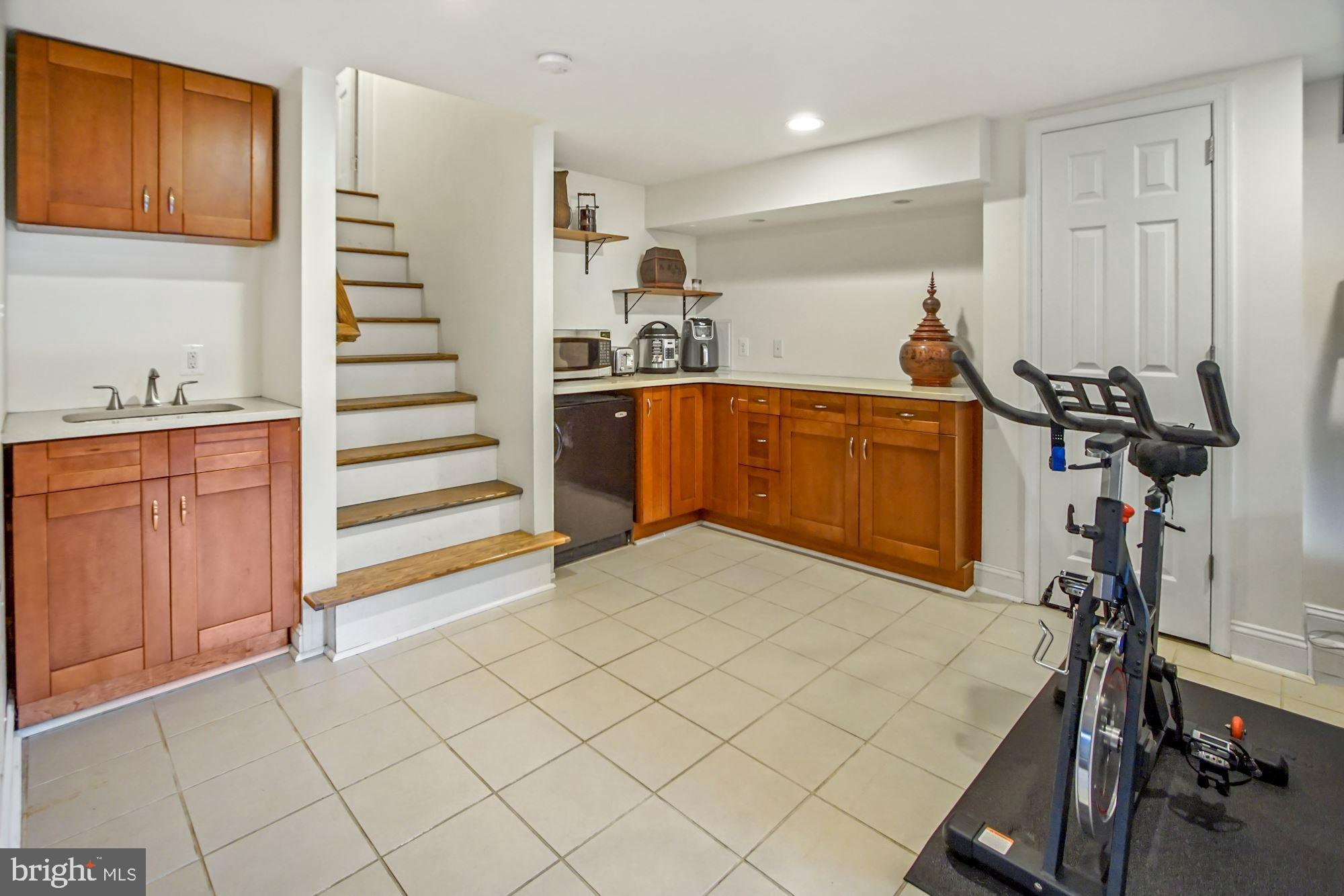 OLD FARM - Residential Lease