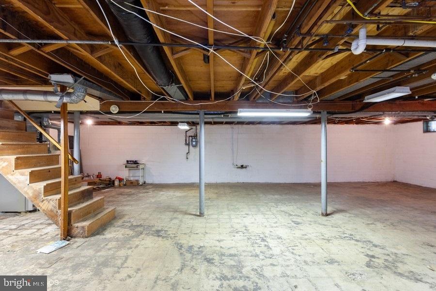 FAIRMONT - Residential