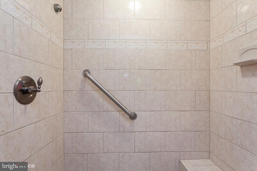 FAIRMONT - Residential