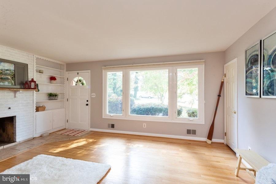 FAIRMONT - Residential