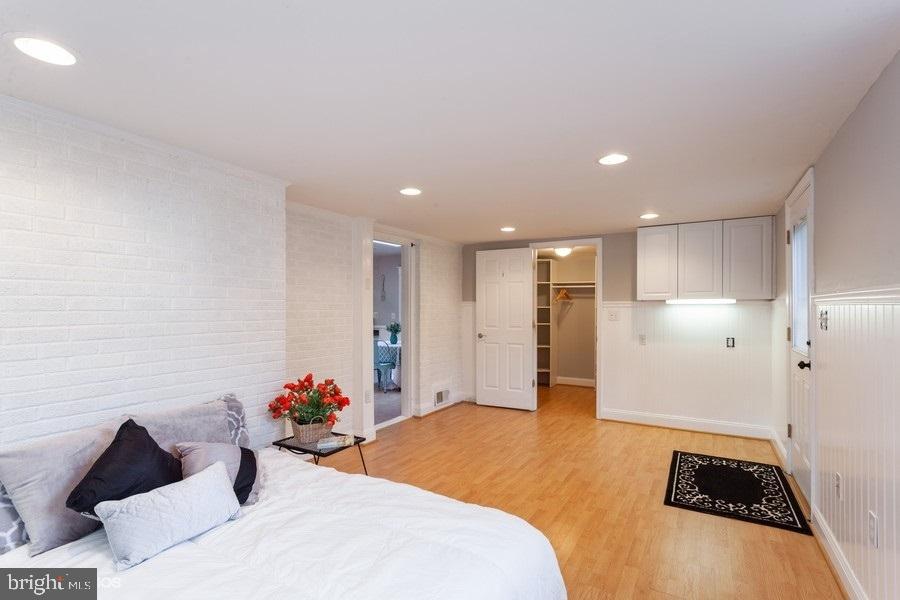 FAIRMONT - Residential