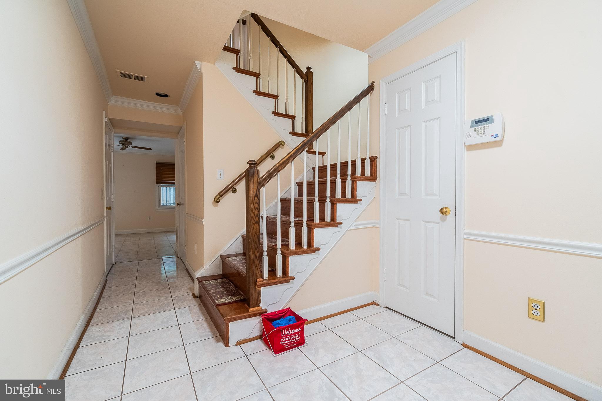 SKYLINE VILLAGE - Residential Lease