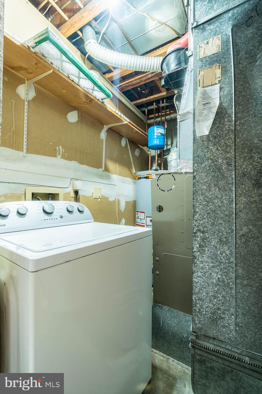 SKYLINE VILLAGE - Residential Lease