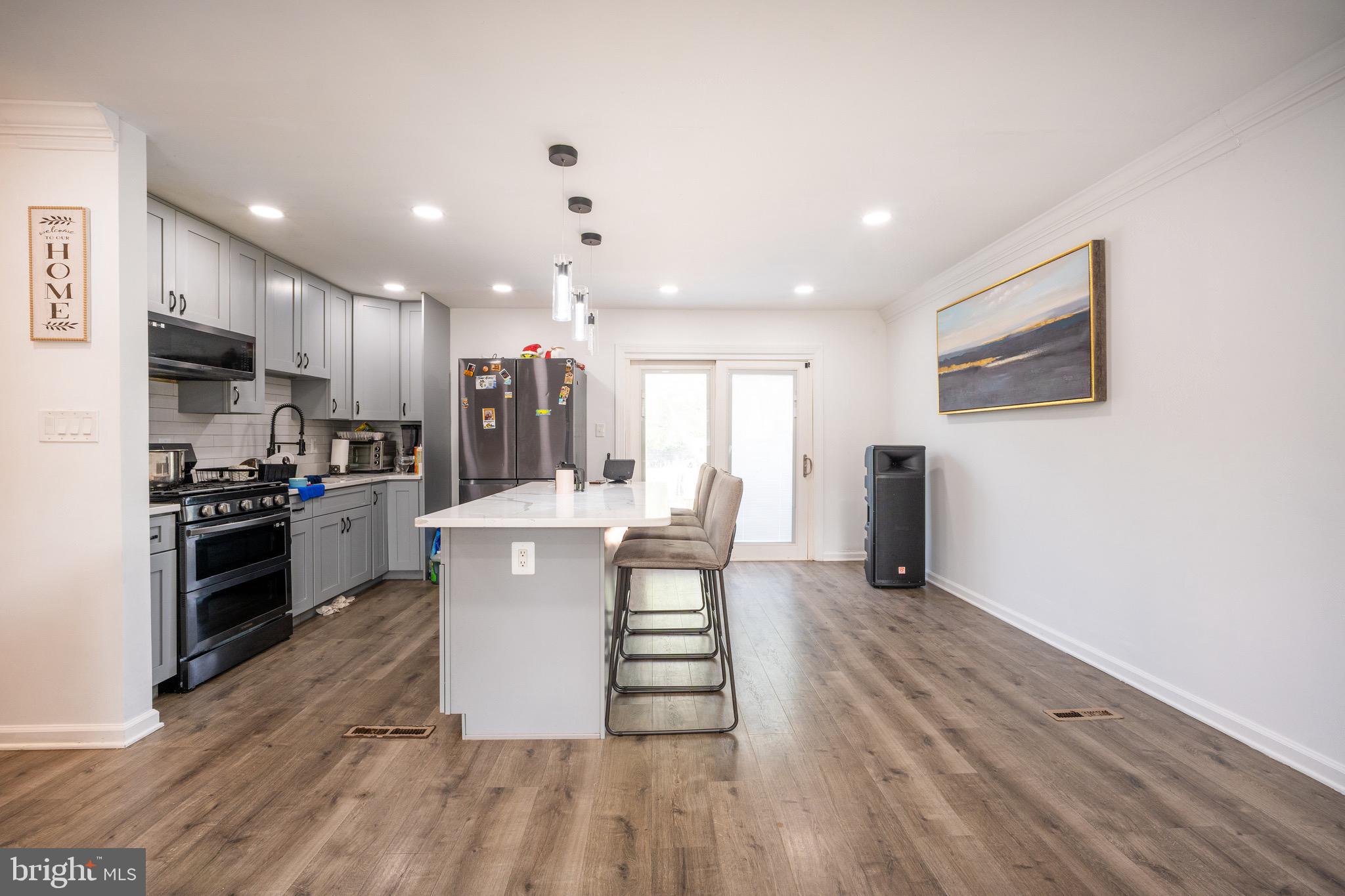 DALE CITY - Residential