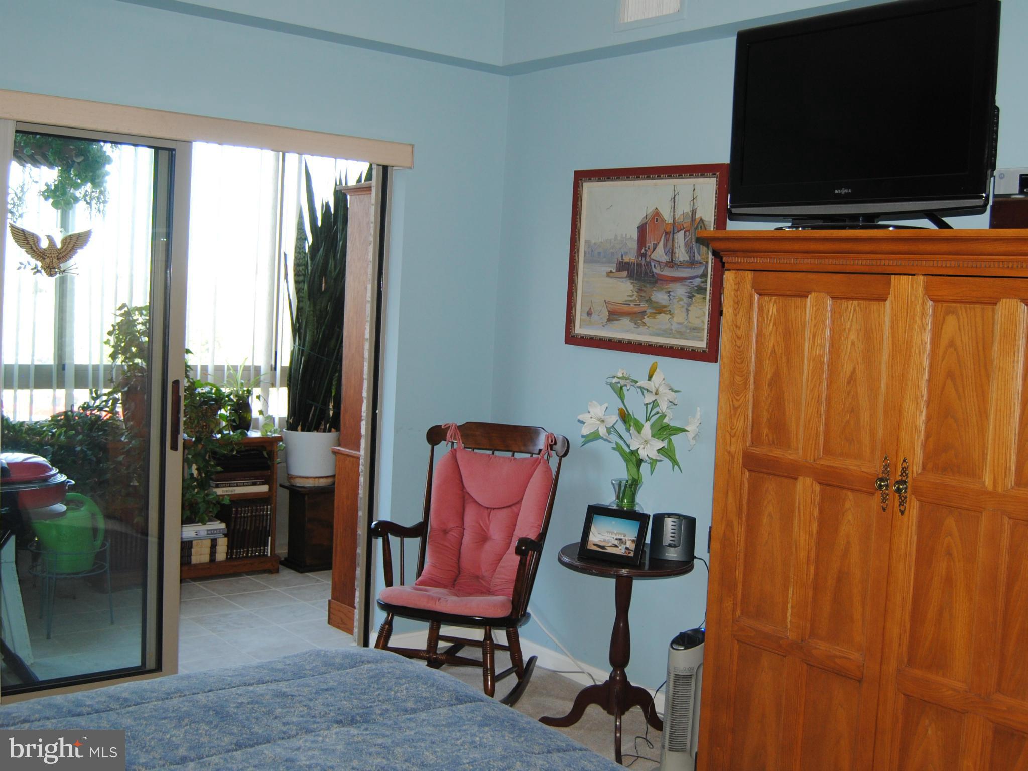 LANSDOWNE WOODS LEISURE WORLD - Residential Lease