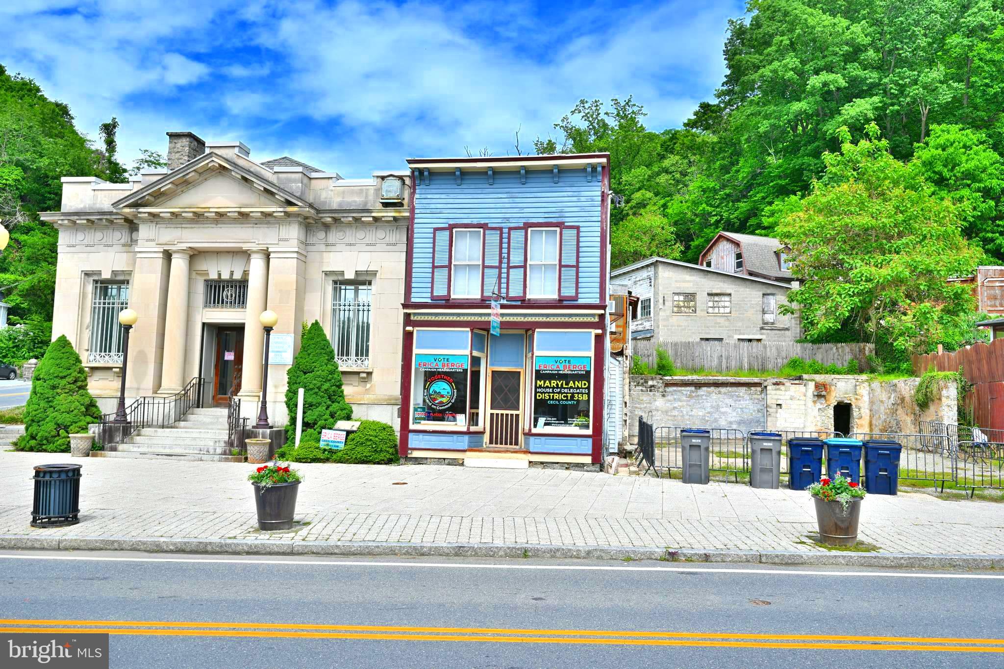 8 S MAIN STREET