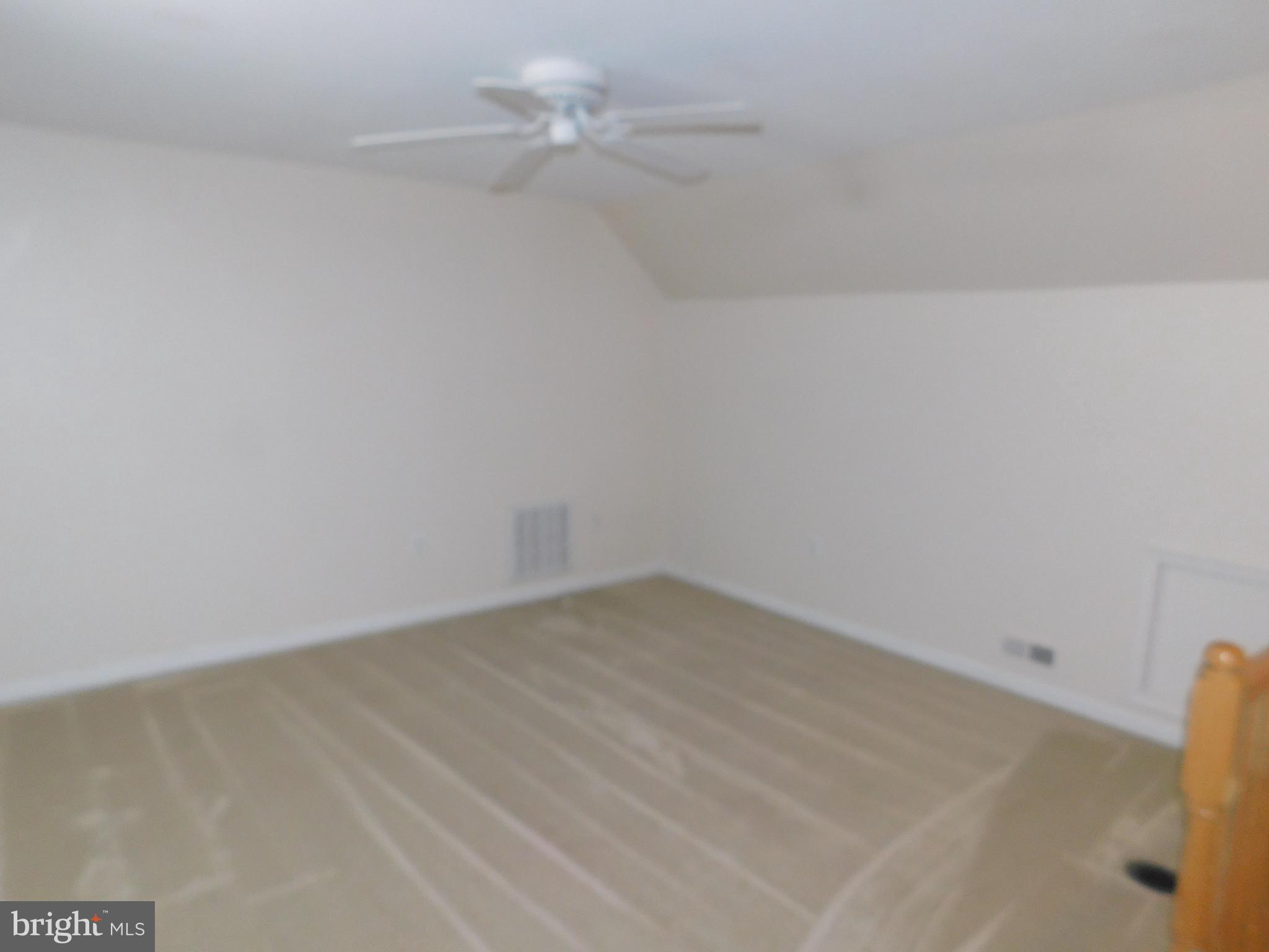 NORTH CLEARVIEW HEIGHTS - Residential Lease