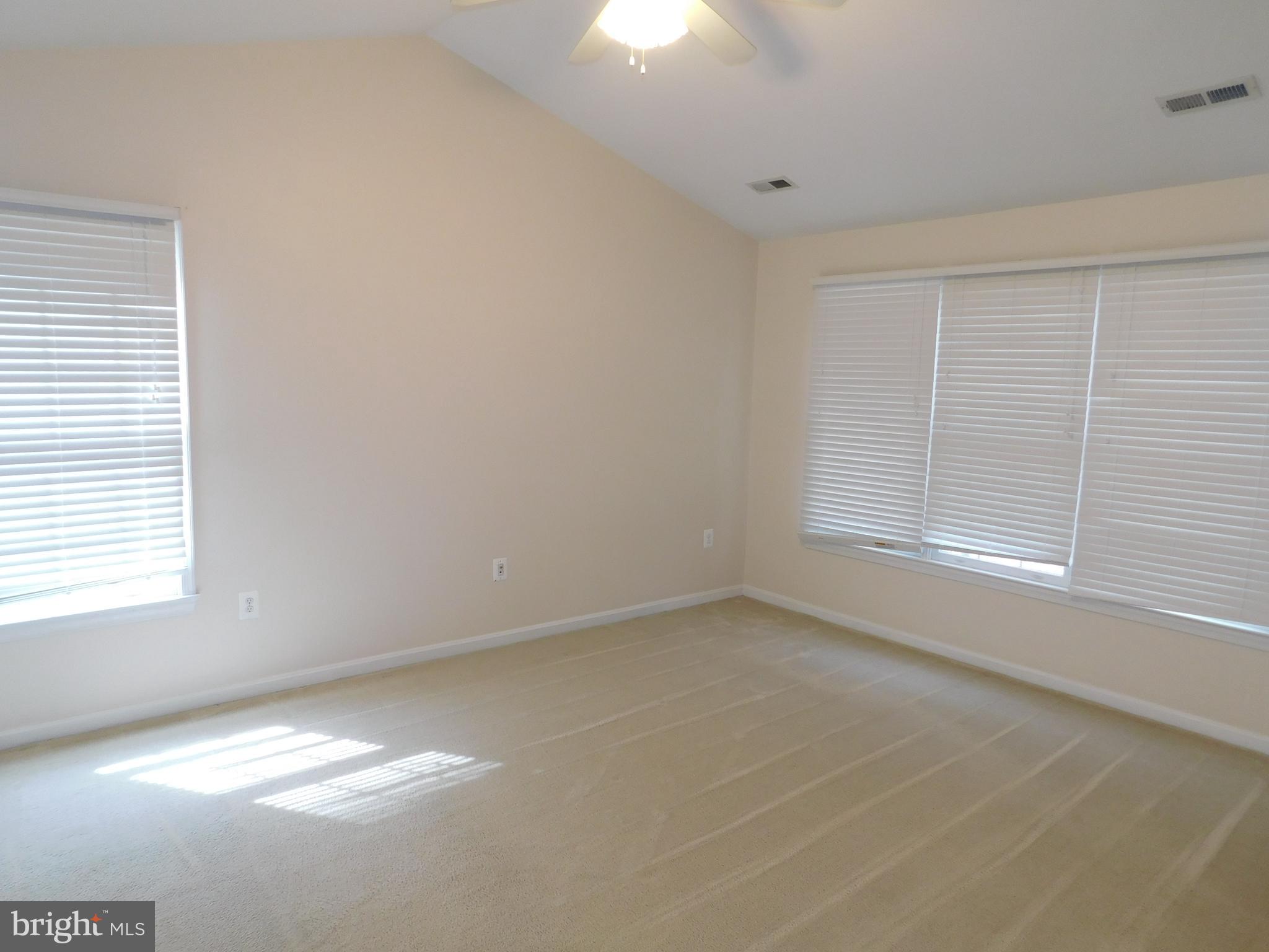 NORTH CLEARVIEW HEIGHTS - Residential Lease