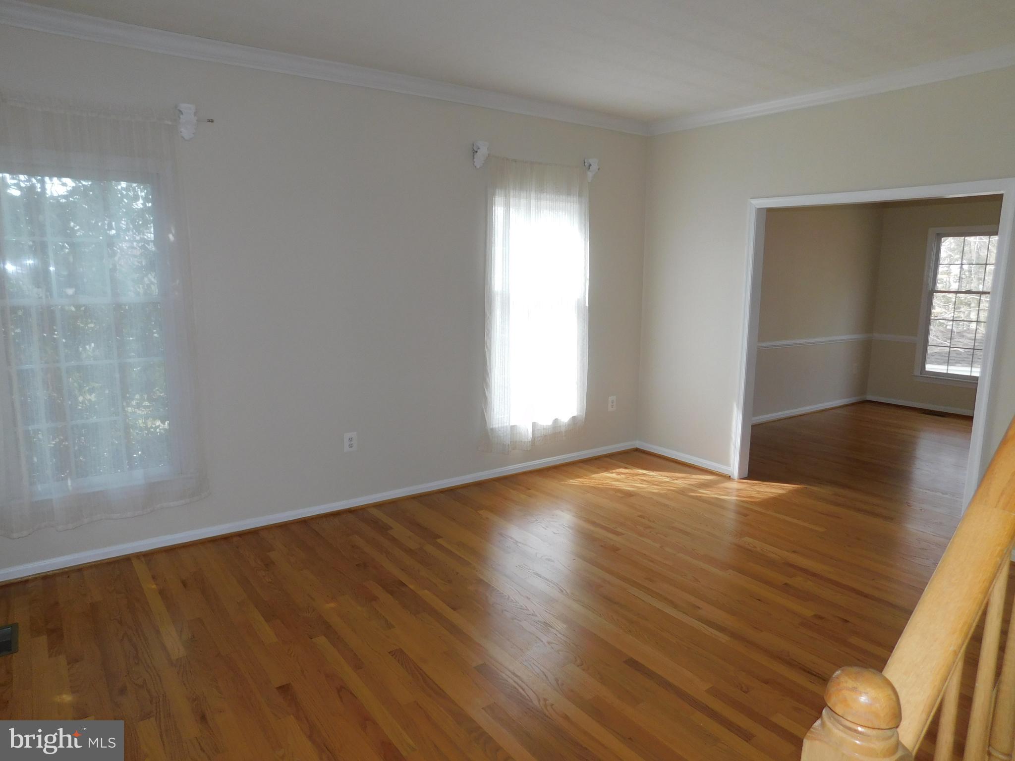 NORTH CLEARVIEW HEIGHTS - Residential Lease