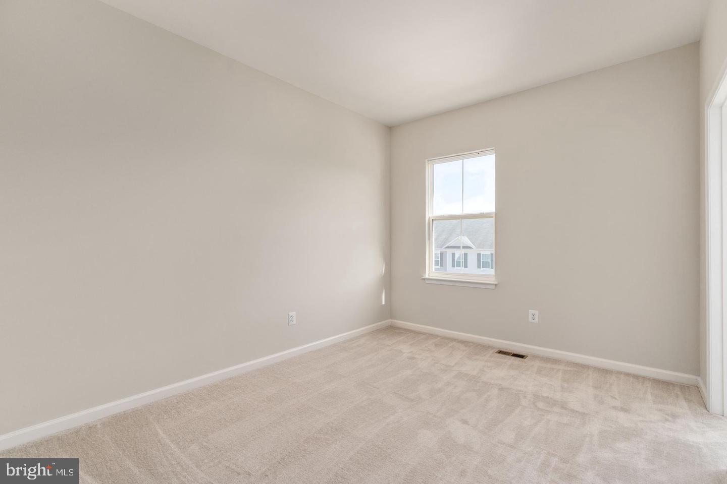 RIVER OAKS - Residential