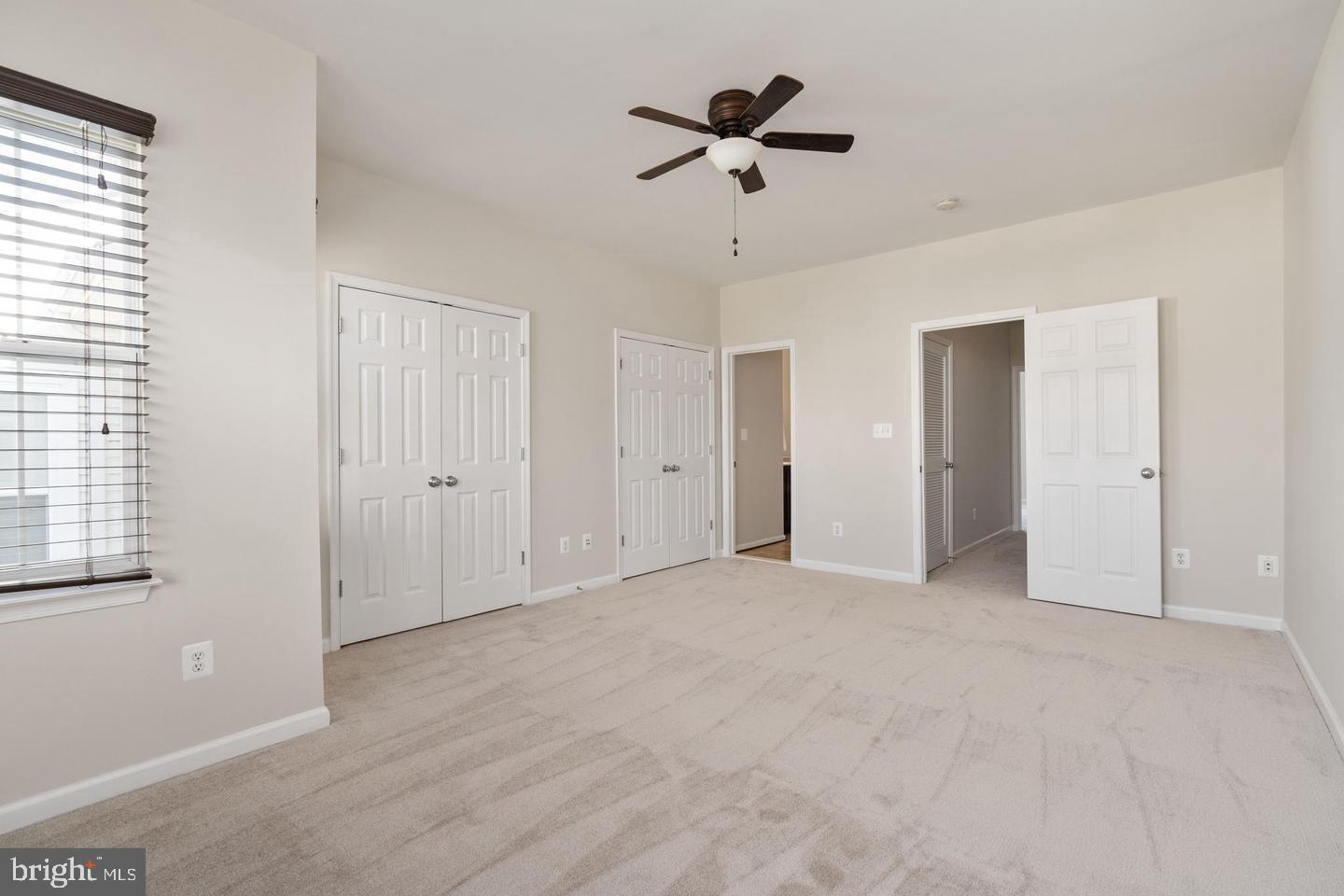 RIVER OAKS - Residential