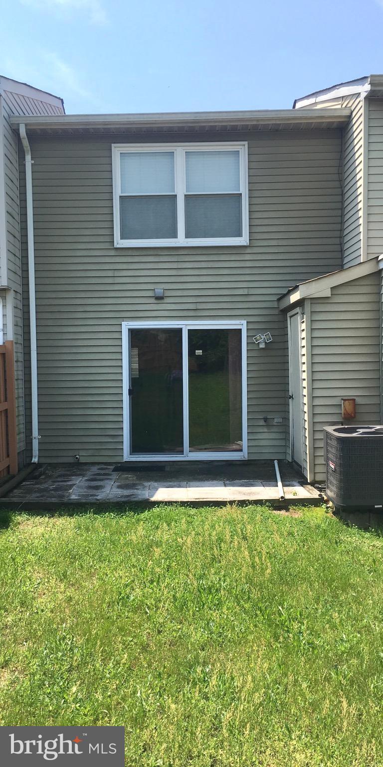 COLONY SQUARE - Residential