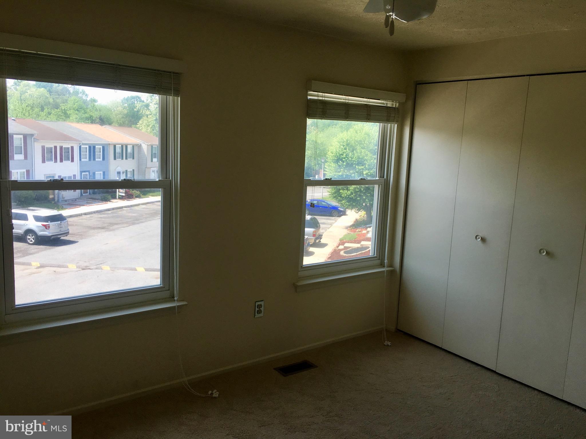 COLONY SQUARE - Residential