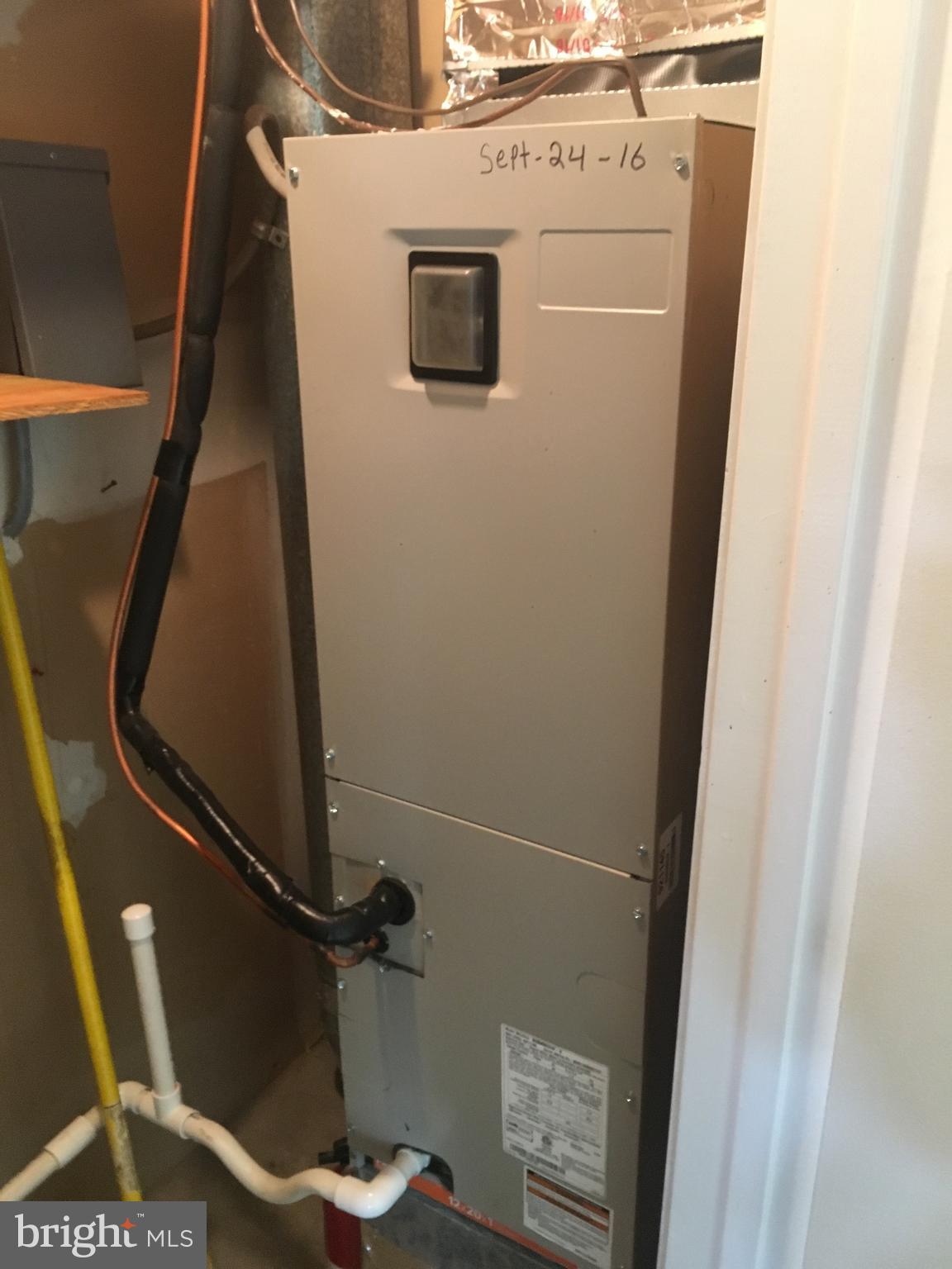 COLONY SQUARE - Residential