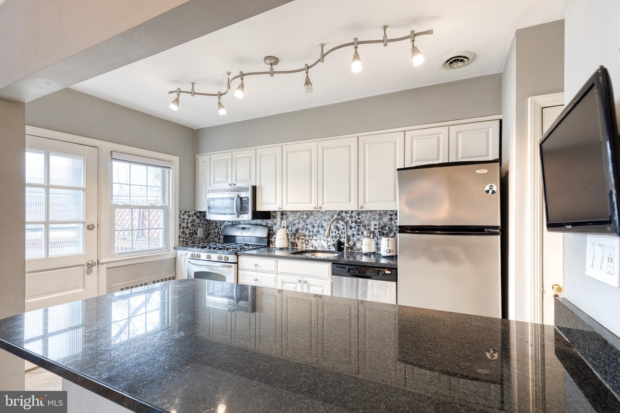 RODGERS FORGE - Residential