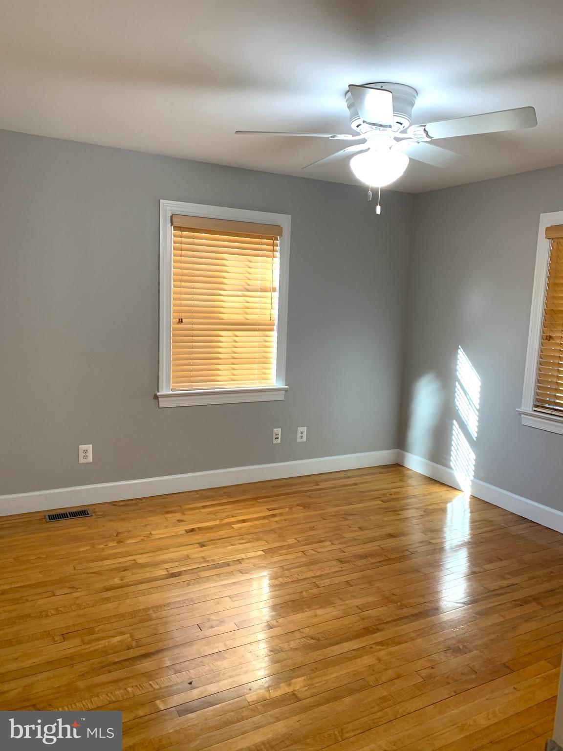 NORTH WOODSIDE - Residential