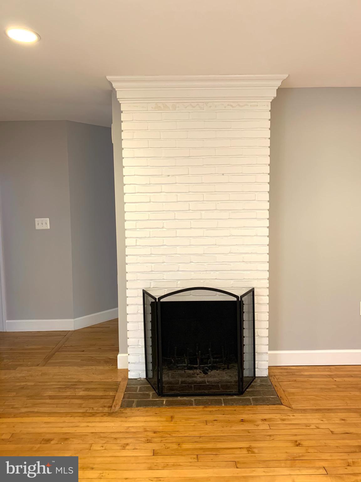 NORTH WOODSIDE - Residential