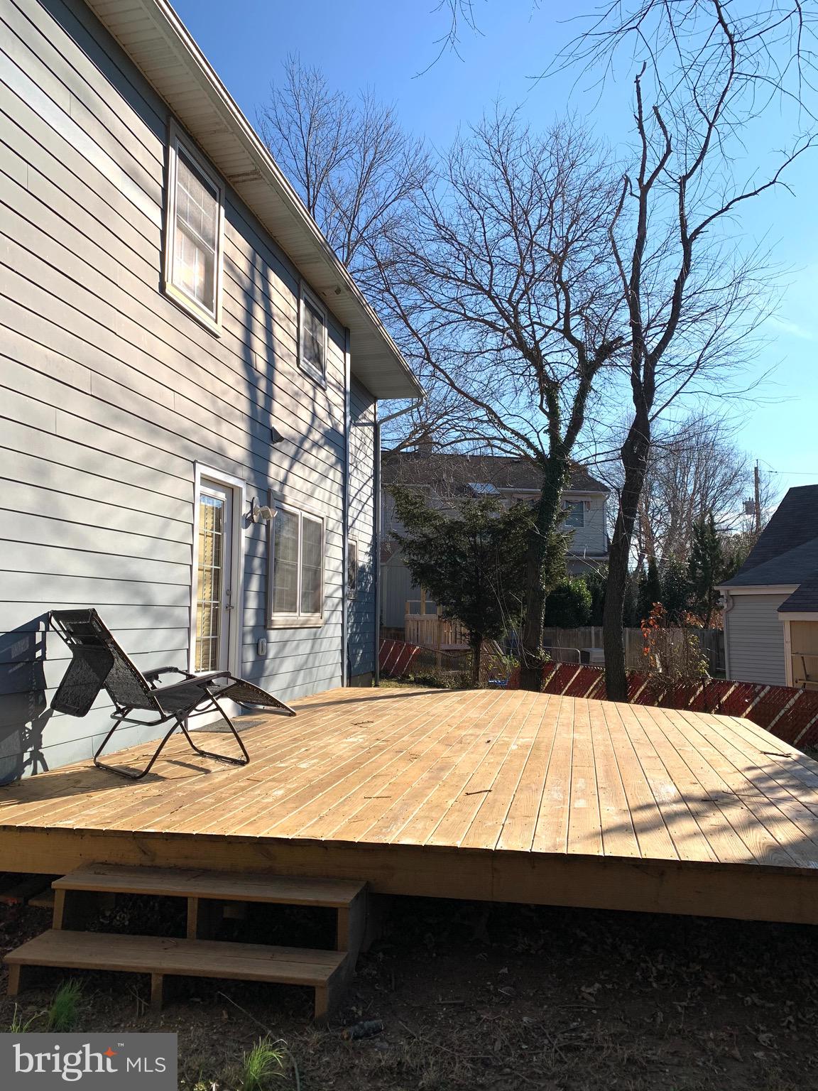 NORTH WOODSIDE - Residential