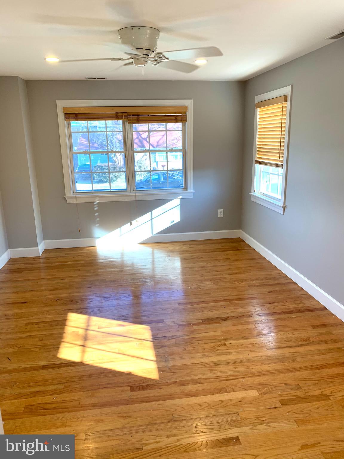 NORTH WOODSIDE - Residential