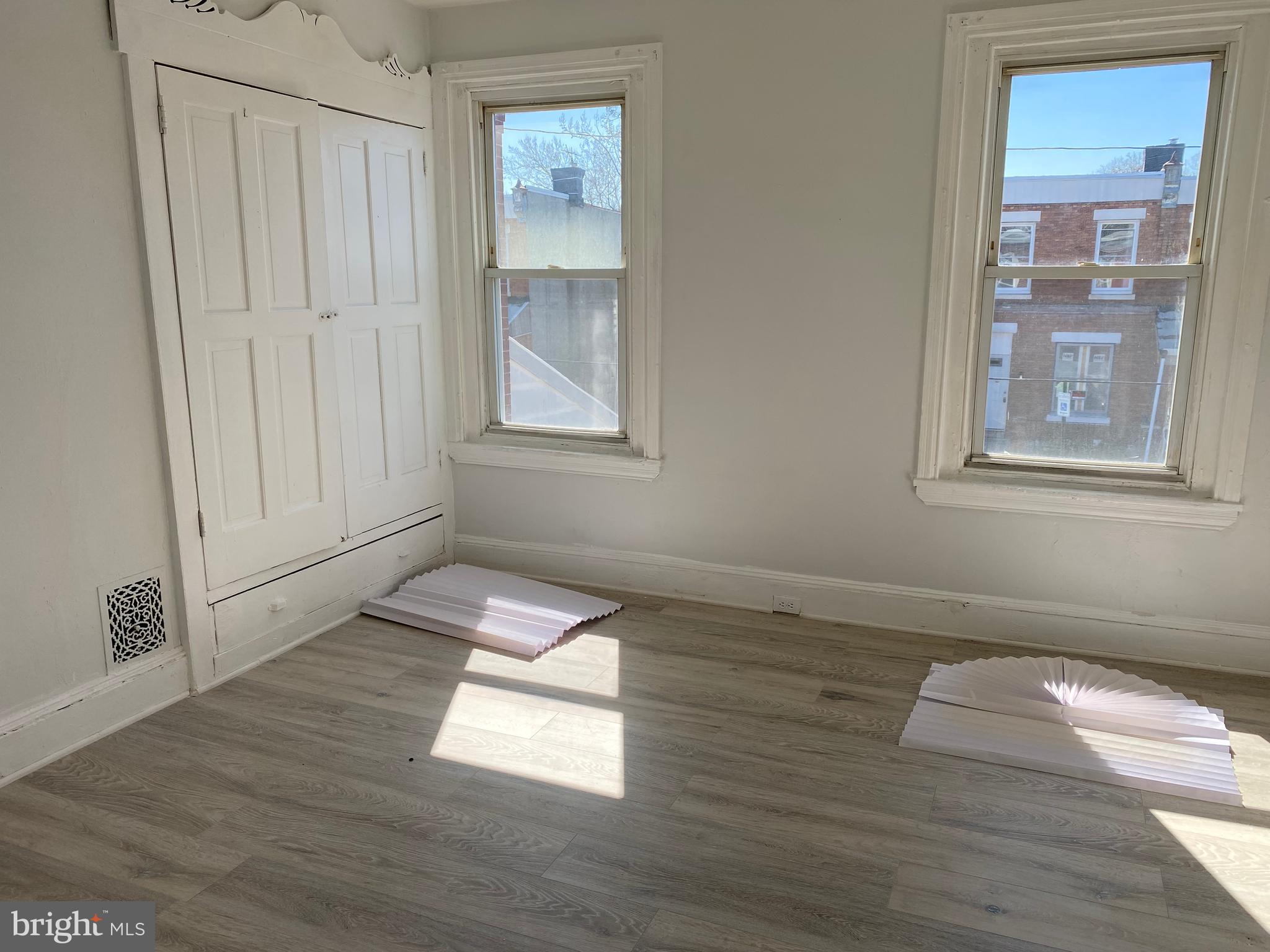 OVERBROOK - Residential