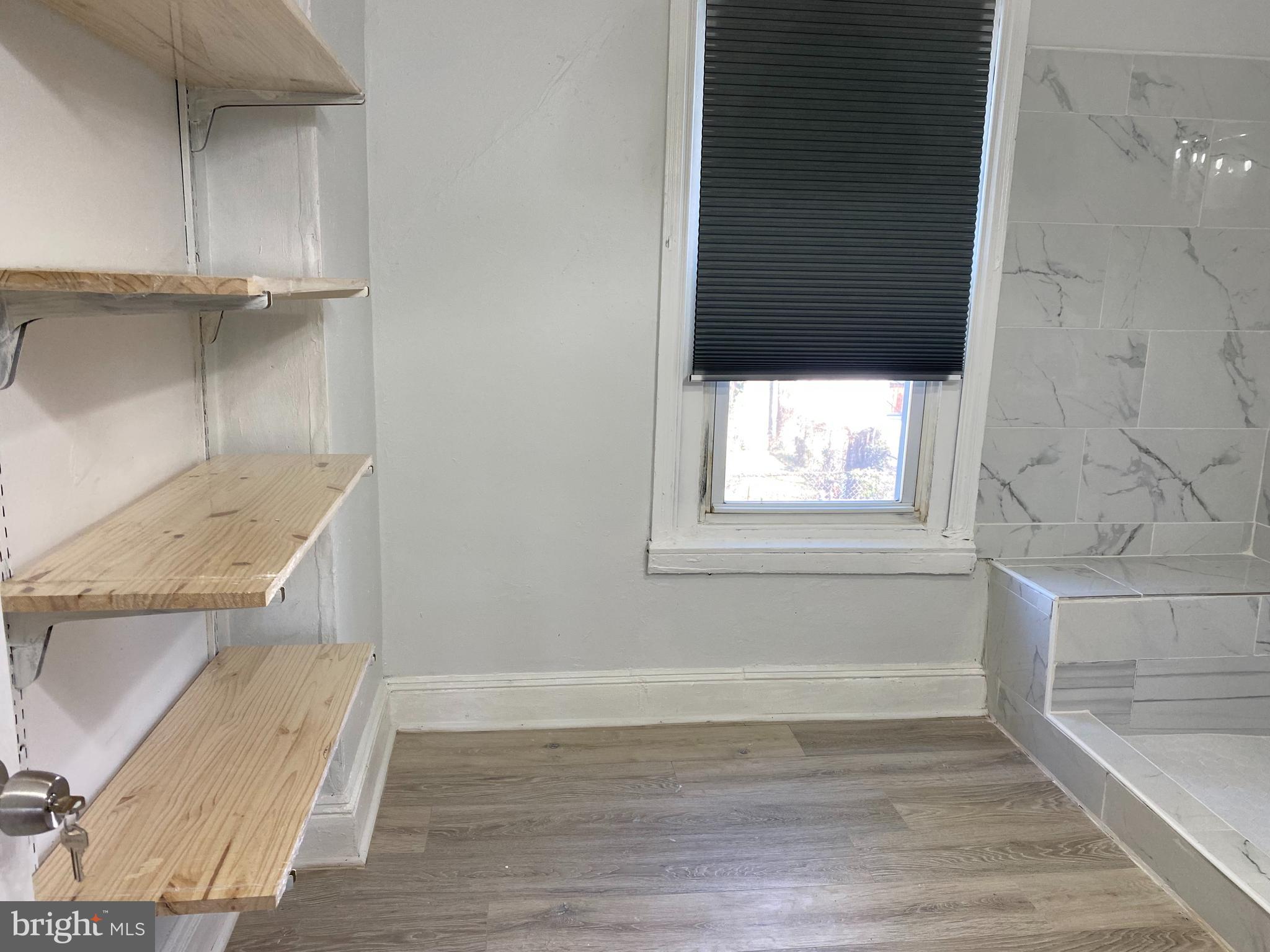 OVERBROOK - Residential