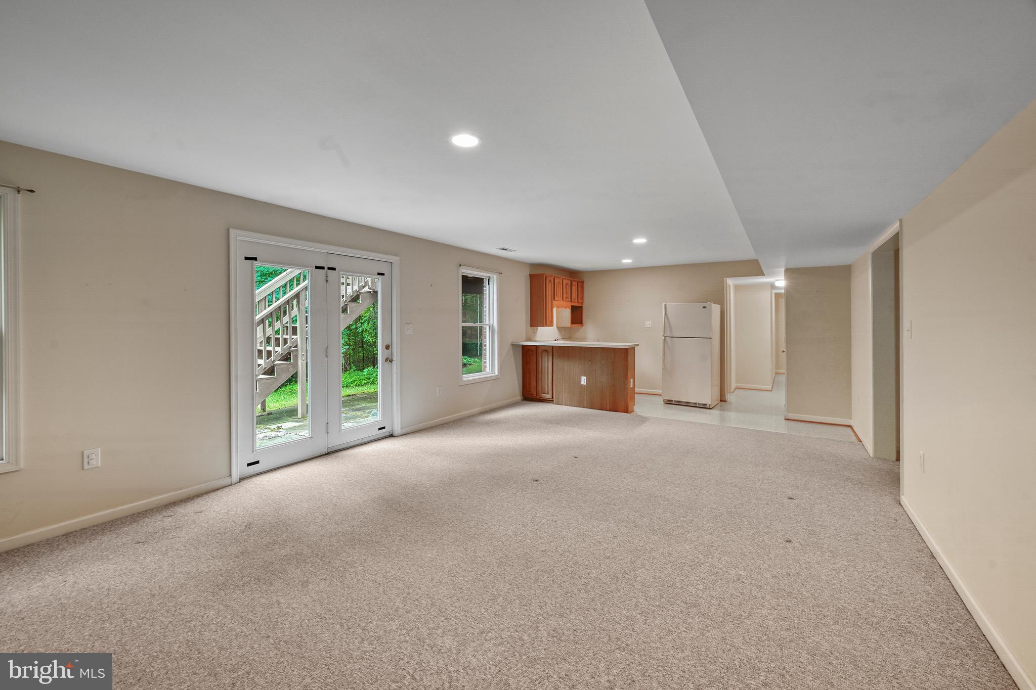 COURTHOUSE CROSSINGS - Residential