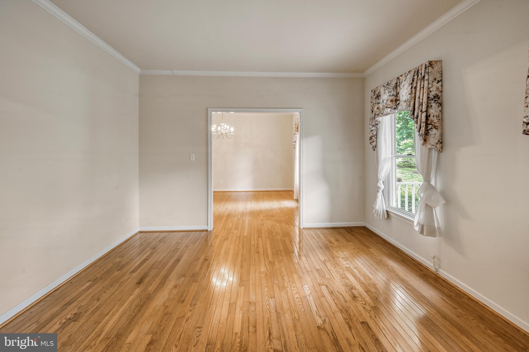 COURTHOUSE CROSSINGS - Residential