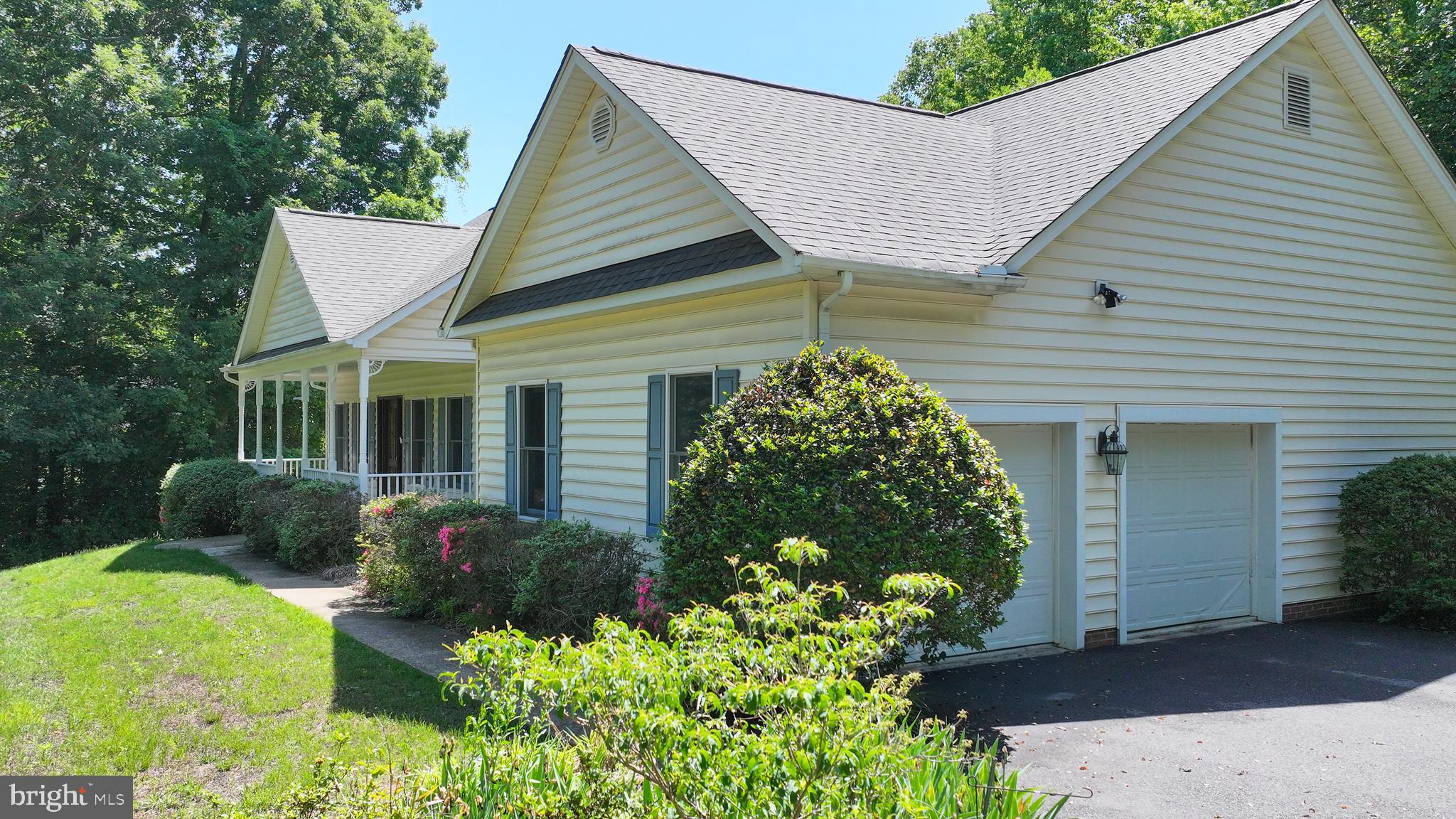 COURTHOUSE CROSSINGS - Residential