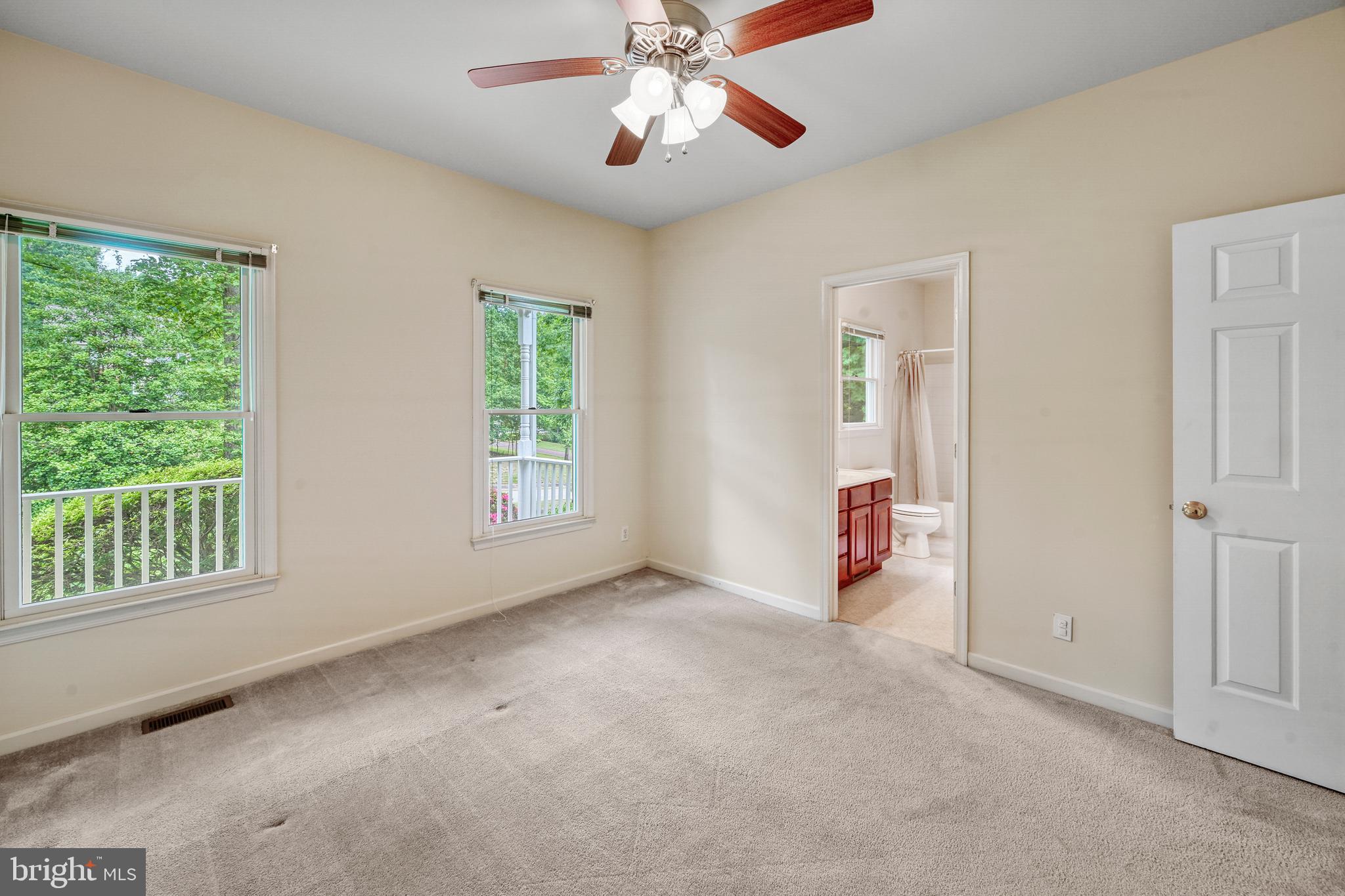 COURTHOUSE CROSSINGS - Residential