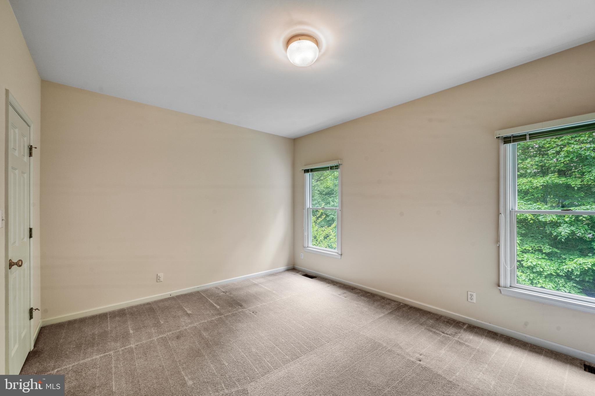 COURTHOUSE CROSSINGS - Residential