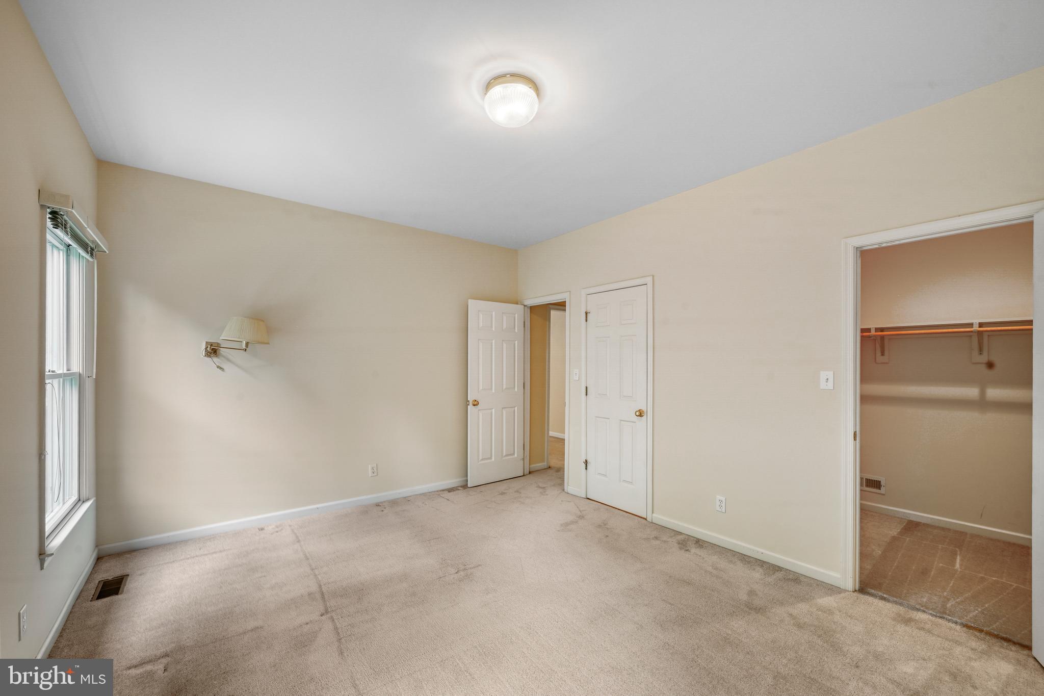 COURTHOUSE CROSSINGS - Residential