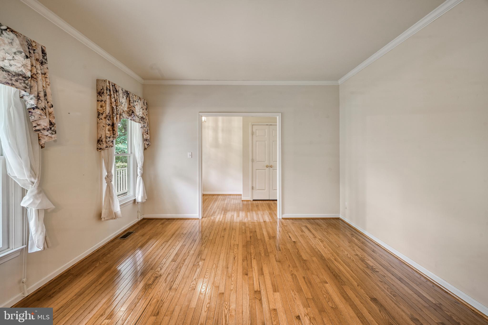 COURTHOUSE CROSSINGS - Residential
