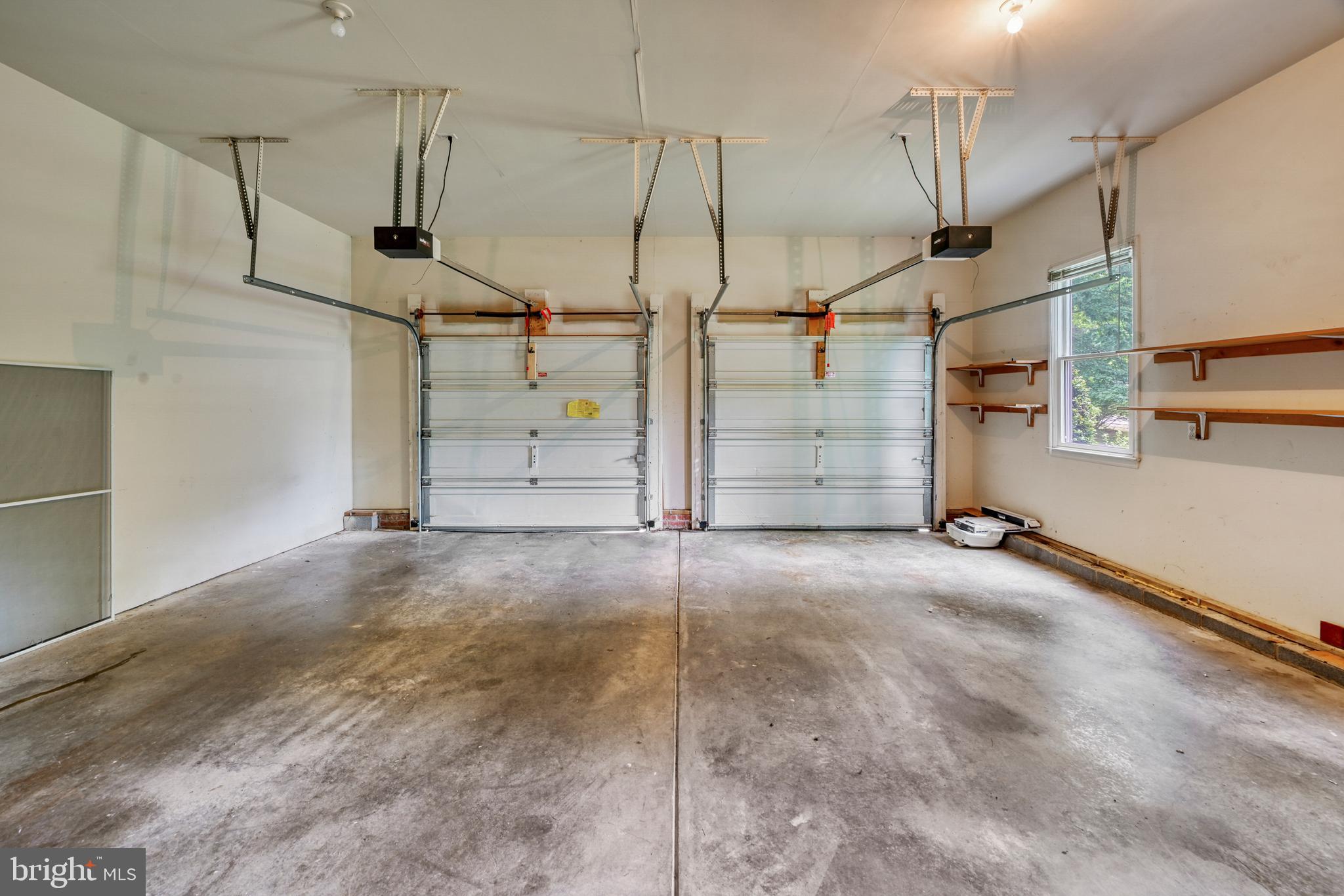 COURTHOUSE CROSSINGS - Residential