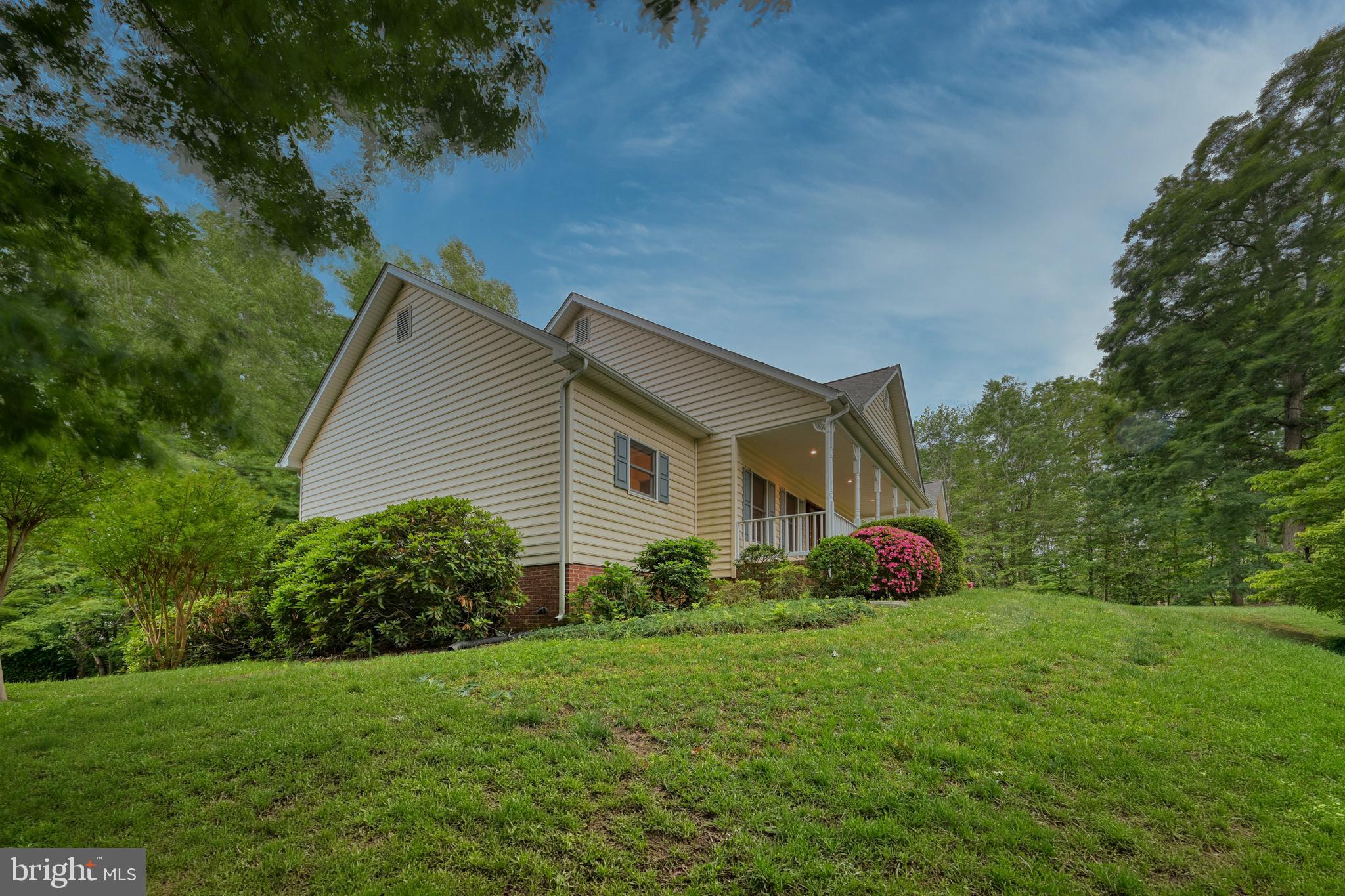 COURTHOUSE CROSSINGS - Residential