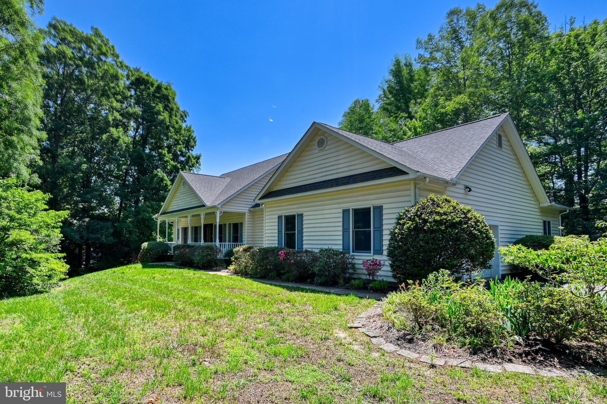 COURTHOUSE CROSSINGS - Residential