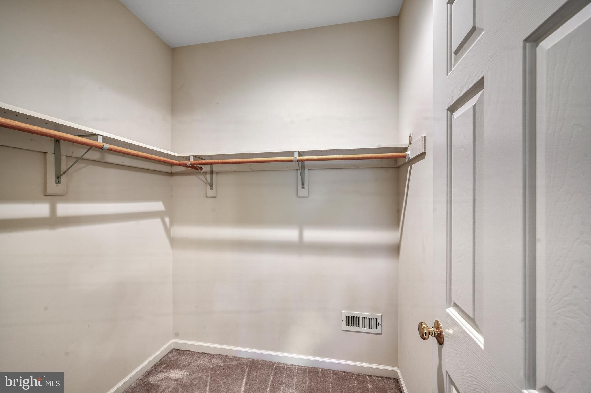 COURTHOUSE CROSSINGS - Residential