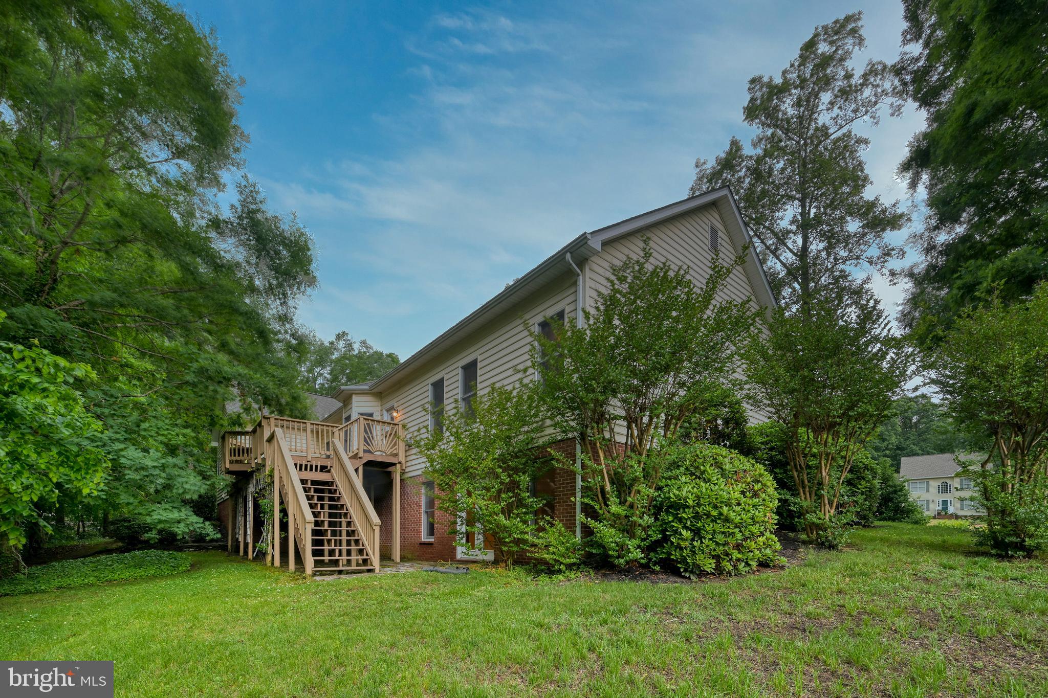 COURTHOUSE CROSSINGS - Residential