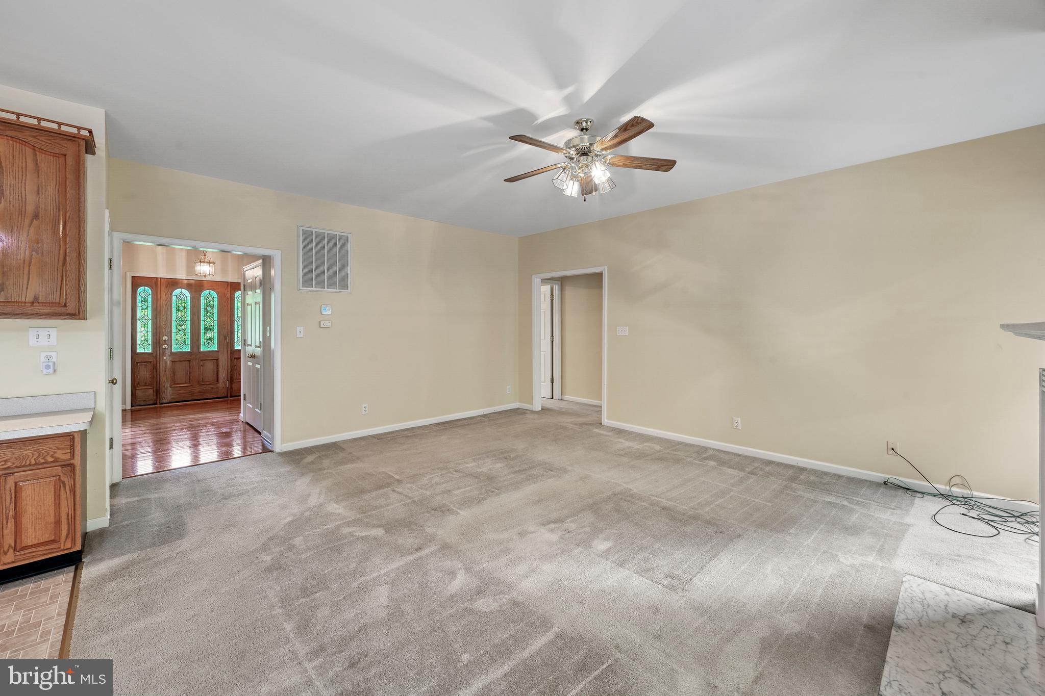 COURTHOUSE CROSSINGS - Residential