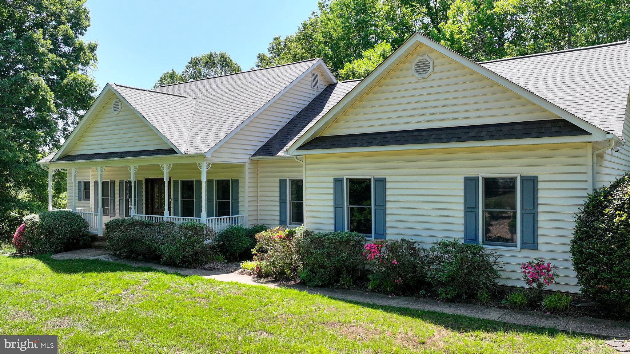 COURTHOUSE CROSSINGS - Residential