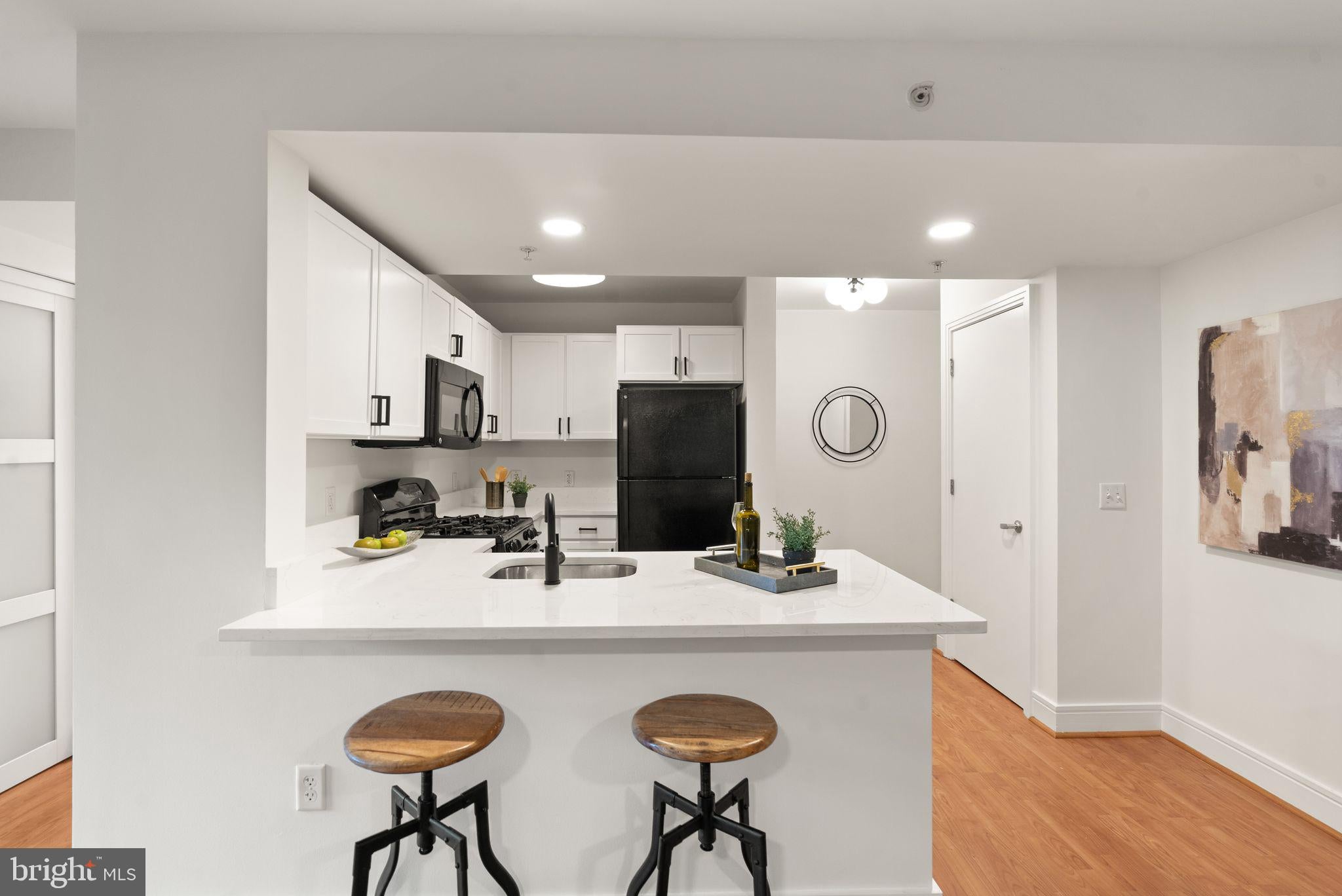 800 4TH STREET SW N201