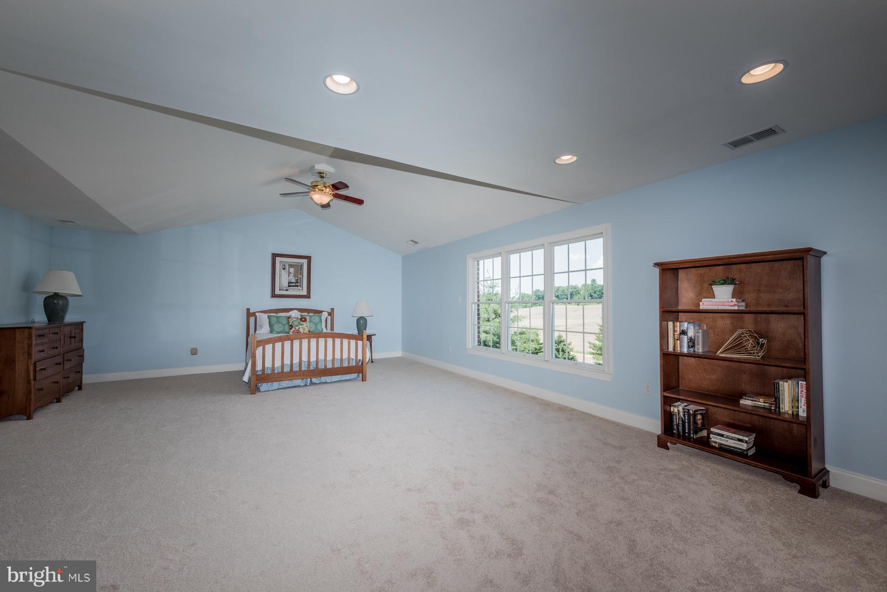 QUARTERFIELD - Residential