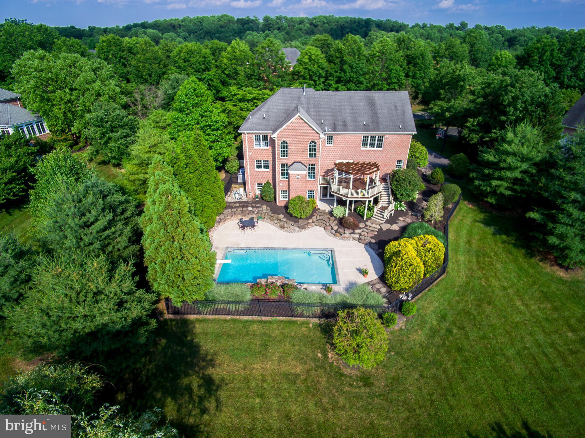 QUARTERFIELD - Residential