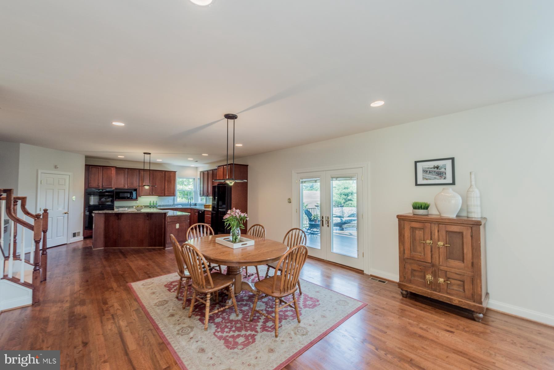 QUARTERFIELD - Residential