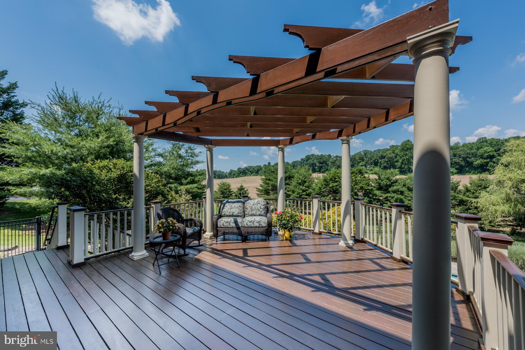 QUARTERFIELD - Residential